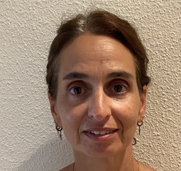 GÓMEZ CAYUELAS Silvina